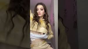 Nip Slip - YTboob