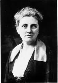 Louise Werth's Instagram, Twitter & Facebook