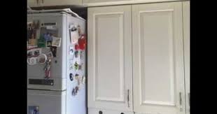 Genellikle eskiyen eşyalarınızı yenilemek için kullanılan rich multi surface 130 cc akrilik boyaların toplam 106 rengi bulunmaktadır. Rich Multi Surface Boya Ile Mutfak Dolabi Boyama Oncesi Sonrasi Upholster Home Decor Decor