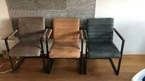 6 leren eetkamerstoelen 3 jaar geleden gekocht bij karwei de stoelen zitten heerlijk hebben alleen wat krabschade door de stoelen eetkamerstoelen wanddecor