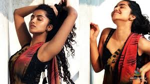 Is Anupama Parameswaran engaged? - Tamil News - IndiaGlitz.com