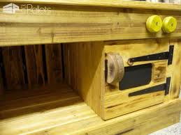 If you have a source of free pallets that are ready to do pallet projects, then check out these 125 diy pallet furniture ideas that are all about the refinement and betterment of your home and outdoor spaces where you most like to spend your spare time like garden and. Pallet Educational Play Kitchens 1001 Pallets