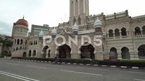 Pelan kedudukan bangunan sultan abdul samad latar belakang sejarah hadapan dataran merdeka dan kelab diraja selangor gaya seni bina moghul dan moor sir charles bullen b.h. Bangunan Sultan Abdul Samad Stock Footage Royalty Free Stock Videos Pond5