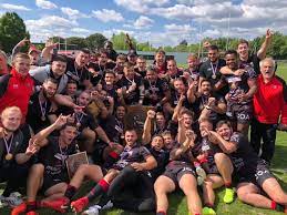 A 18 mois du mondial, le xv de france balbutie totalement son jeu et inquiète fortement. Rct Rugby Club Toulonnais Champions De France Espoirs Rct19 23 Facebook