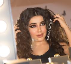 1 554 likes 31 comments rayan artist rayanartist on instagram مكياجي وتصويري من الكاميرا مباشره من غير اي تعديل رااايكم ray makeup crown jewelry crown