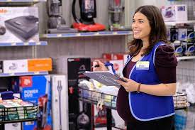 Superstore Review Back To School Season 4 Episode 1 Tell Tale Tv Season 4 Seasons America Ferrera