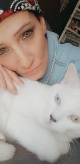 Hi all! I just wanted to introduce myself and share a photo I took. It's  baby Simba and my boyfriend falling in love ♡