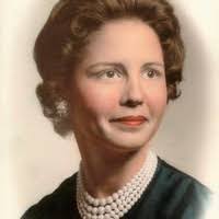 Faye Mckee's Instagram, Twitter & Facebook