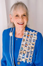 Emma Hiatt's Instagram, Twitter & Facebook