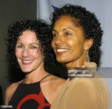 20 Photos & High Res Pictures