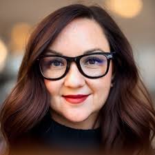 Thrilled to announce that I'm starting a new role as Senior Solutions  Consultant at Iterable!