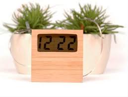 Collection of free html and css clocks: Soil Powered Bamboo Clock