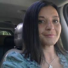 Desiree Pease's Instagram, Twitter & Facebook