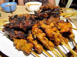 Lokasi menarik iaitu berada di belakang ampang point.tapi bilik hotel biasa sahaja.cuma luas berbanding hotel budget lain.layanan staf sangat mesra tempat makan banyak pilihan daripada restoran mamak western masakan cina semua ada sekitar hotel. 10 Tempat Makan Menarik Di Ampang Listikel Com