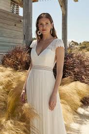 Ich verkaufe mein hochzeitskleid nur 1 mal getragen es war mir ein bisschen zu breit da ich paar kilos verlor bis zur hochzeit grösse 42/44. Boho Vintage Brautkleid Brautmode Brautkleid Kurze Armel Brautkleid Kurz