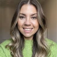 Victoria Redmond's Instagram, Twitter & Facebook