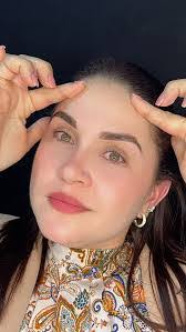 Yanira Melendez's Instagram, Twitter & Facebook