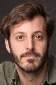 Violeta no coge el ascensor (2019)