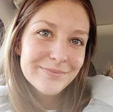 Cheryl Sleeth's Instagram, Twitter & Facebook