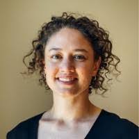 Emily Armstead's Instagram, Twitter & Facebook