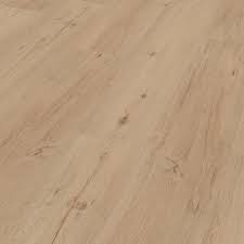 Das simple verlegeprinzip macht es auch dem. Parador Vinyl Classic 2030 Eiche Geschliffen Holzstruktur Landhausdiele Mit Hdf Tragerplatte Laminat Parkett Und Vinyl Aus Der Laminat Schmiede De