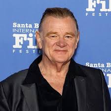 Mission: Impossible II Cast List: Actors and Actresses from Mission:  Impossible II