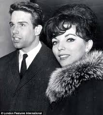 I could've been Warren Beatty's lover No. 12,776': But unlike other women,  Glenys Roberts spurned his cheesy chat-up lines