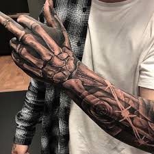 Half Sleeve Male Novocom Top