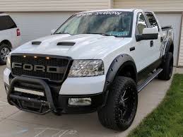 2005 Ford F150 Lariat Super Crew 4wd Toyo Open Country A T Ii 305 55r20 2452 Ford Trucks F150 Ford F150 Lariat Ford F150 Custom