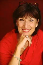 Elisabeth Amato, Magicienne (@elisabethamatomagicienne) • Facebook