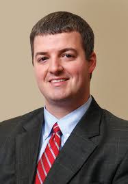 Dr. Wayne McGough, an orthopaedic surgeon, is now accepting new patients at  our Birmingham & Winfield locations. To schedule an appointment with Dr.  McGough call (205) 939-3699 OR request an appointment online