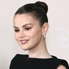 Black Beauty Creator Nikki Calloway Dyed Her Wig At Home for the First Time  — See the Photos