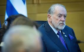 Huckabee said to tell embassy staffers: If you want to leave Israel, ‘do so TODAY’