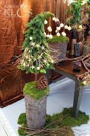 Rustikale weihnachten weihnachten dekoration türdekoration weihnachten adventskranz ideen weihnachtsdekoration für draußen verzierte türen weihnachtsdeko basteln deko ideen weihnachtsbasteln. Drinnen Schon Gemutlich Und Kuschelig Warm Jetzt Ist Es Zeit Auch Draussen Eine Schone Winterliche Atmosphare Zu Zaubern 10 Winterdeko Ideen Zur Inspiration Seite 2 Von 10 Diy Bastelideen