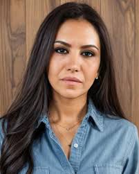 Maria Veronica Caracciolo, Registered Psychotherapist (Qualifying),  Toronto, ON, M6S