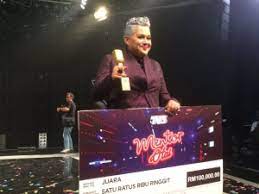 Mentor otai's finals will see four qualifying teams, including siti sarah raisuddin and protege alina who fumbled last week read. Elvira Juara Mentor Otai