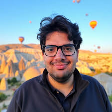 Live action VAMPIRINA series premieres