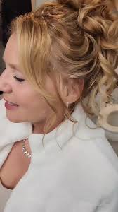 Romantic high upstyle💖