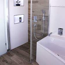 Alte fliesen weg oder eine beschädigte fliese austauschen? Bodenebene Dusche Komfort Wie Im Hotel Franke Raumwert