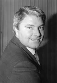 On This Day in 1977 after 21 months in the job, George Hughes resigned as  @DerbyshireCCC chairman. Having signed Eddie Barlow a year earlier, Hughes  departed saying: “Some of the committee are