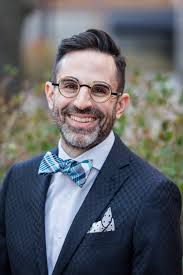 Warren Hoffman's Instagram, Twitter & Facebook