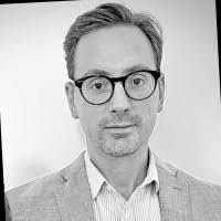 Larry Nadler's Instagram, Twitter & Facebook