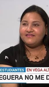 “Mi ceguera no me define”: Estudiante violinista, totalmente ciega y con  retos de diversidad funcional se gradúa con honores de la escuela pública.  ❤️❤️❤️❤️, Todo el éxito del mundo para Celimar y ...