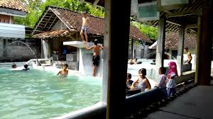 Kolam Renang Murah Meriah Nyaman Dan Menyehatkan Lho Paling Murah Di Indonesia Youtube