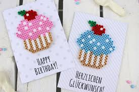 Diy Geburtstagkarten Aus Bugelperlen Selber Machen Geschenkidee Geburtstagskarte Basteln Einfach Geburtstagskarte Basteln Kinder Und Geburtstagskarte Basteln Anleitung