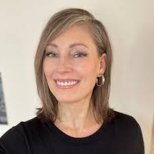 Sheila Franklin's Instagram, Twitter & Facebook