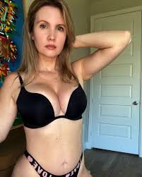 Therealhollyj XXX Porn Videos - Camsoda