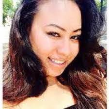 Caitlin Potts's Instagram, Twitter & Facebook