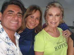 Carlos Alvarez Oficial