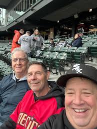 Robert home run ties the game